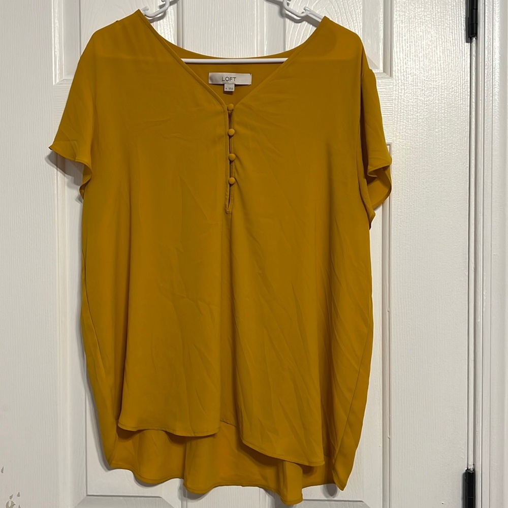 LOFT yellow short sleeve blouse with button details